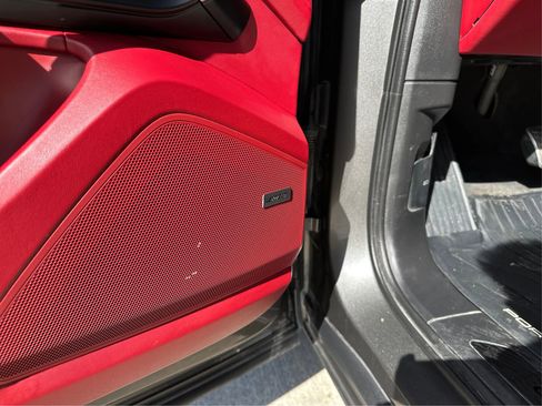 Used 2022 Porsche Cayenne GTS AWD/4WD image 30