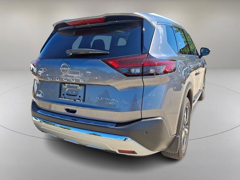 Used 2023 Nissan Rogue Platinum w/ Platinum Premium Package image 10