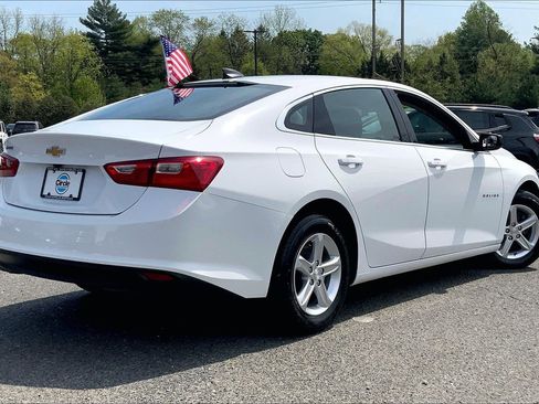 Used 2023 Chevrolet Malibu LS FWD image 11