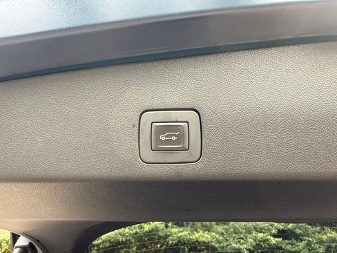 Used 2022 Buick Encore GX Select FWD image 11