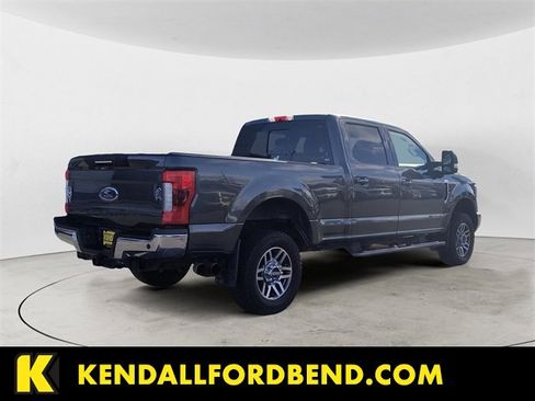 Used 2019 Ford F250 Lariat w/ Lariat Ultimate Package image 4