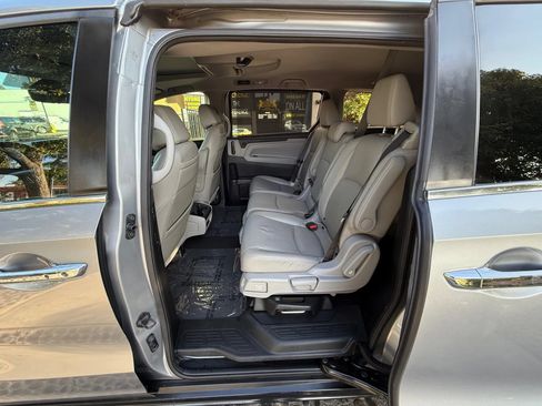Used 2018 Honda Odyssey EX-L image 15