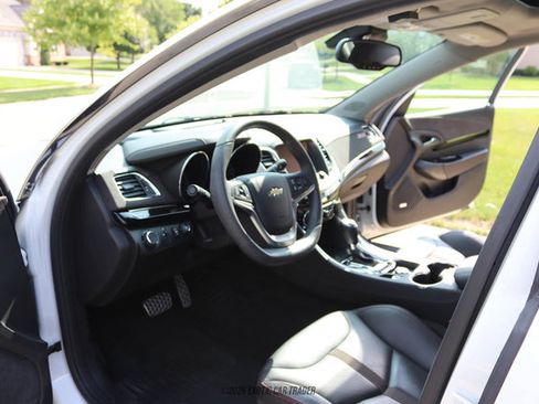Used 2016 Chevrolet SS RWD image 26