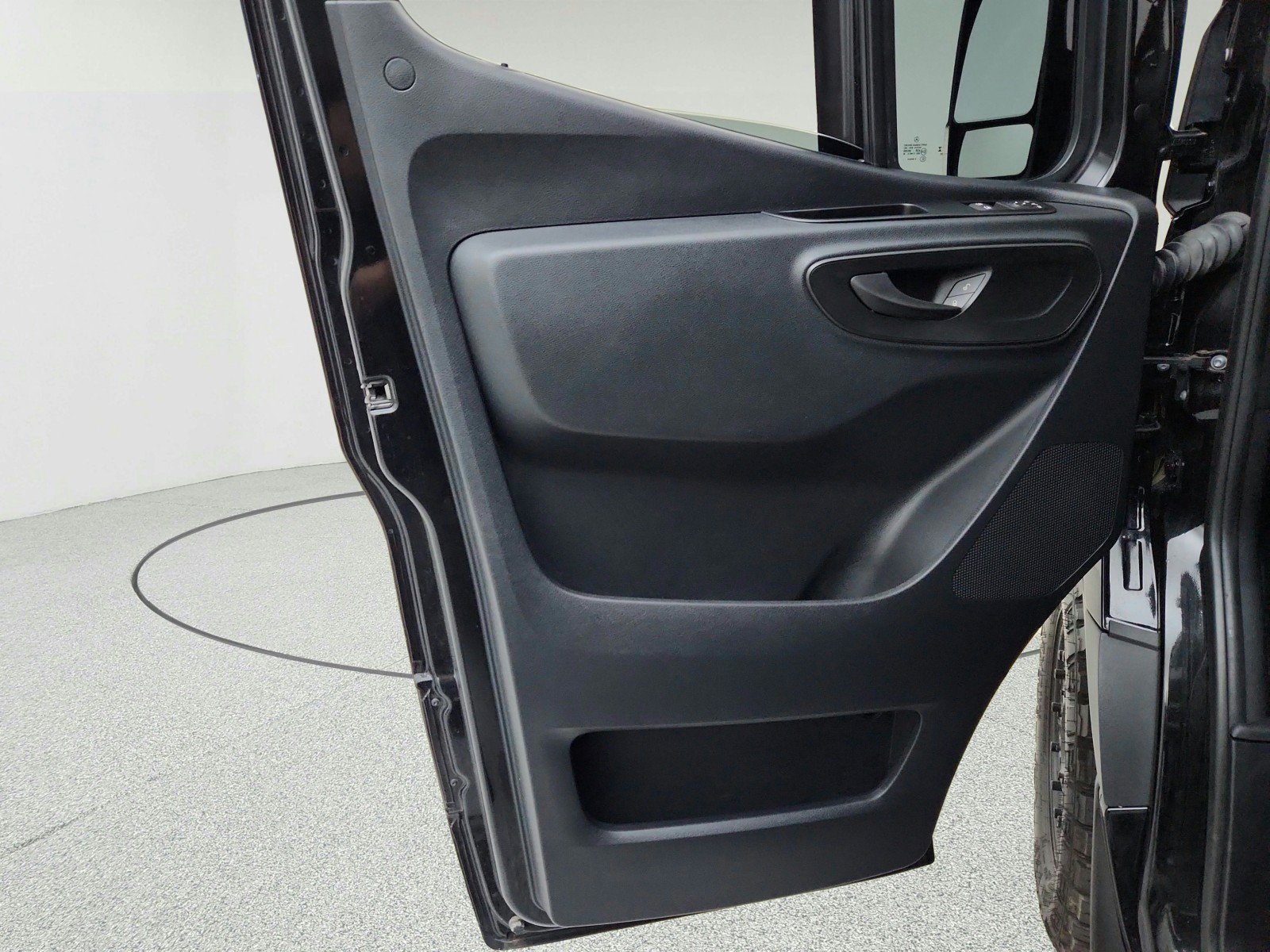 Used 2023 Mercedes-Benz Sprinter 2500 image 24