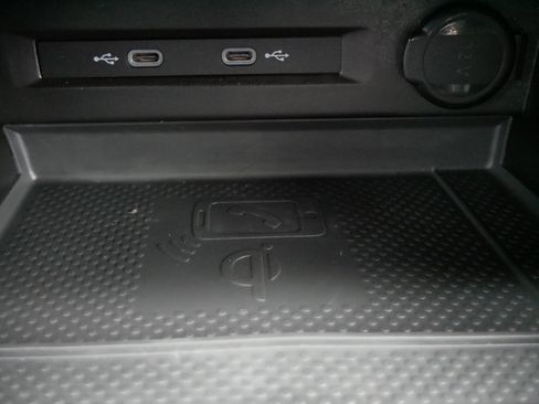 Certified 2022 Volkswagen Tiguan SE w/ Panoramic Sunroof Package image 29