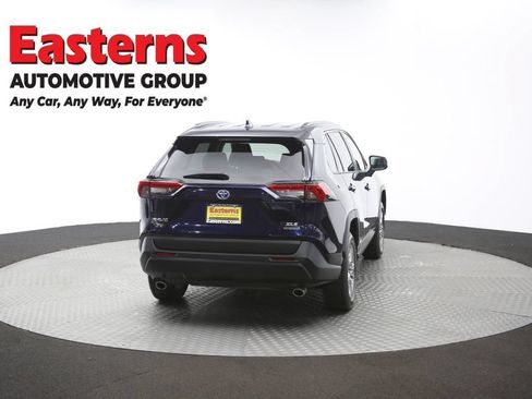 Used 2024 Toyota RAV4 XLE AWD/4WD image 37
