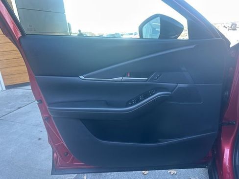 Used 2025 MAZDA CX-30 AWD 2.5 S w/ Select Sport Pkg image 21