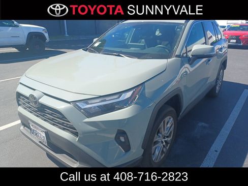 Used 2023 Toyota RAV4 XLE Premium image 1