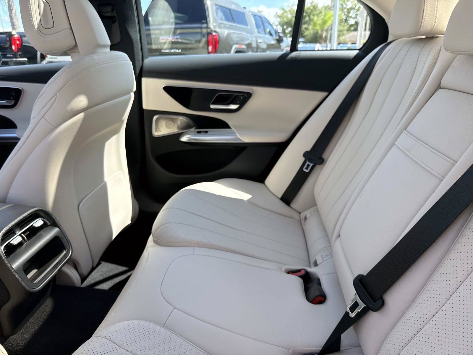 Certified 2024 Mercedes-Benz E 350 4MATIC Sedan image 13
