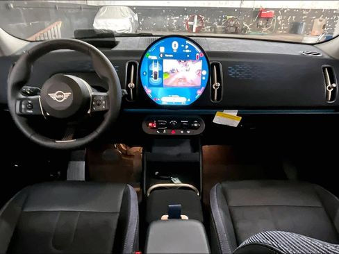 Used 2025 MINI Cooper Countryman S image 17