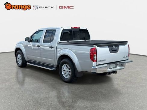 Used 2021 Nissan Frontier SV w/ SV Utility Package AWD/4WD image 5