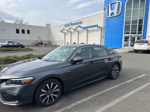 Used 2022 Honda Civic EX-L image 3