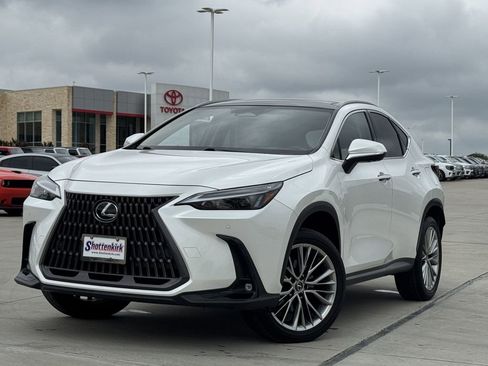 Used 2022 Lexus NX 350 AWD w/ Vision Package image 2