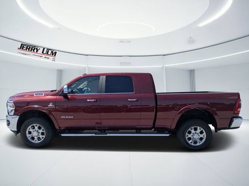 Used 2021 RAM 2500 Laramie w/ Chrome Appearance Group AWD/4WD image 6