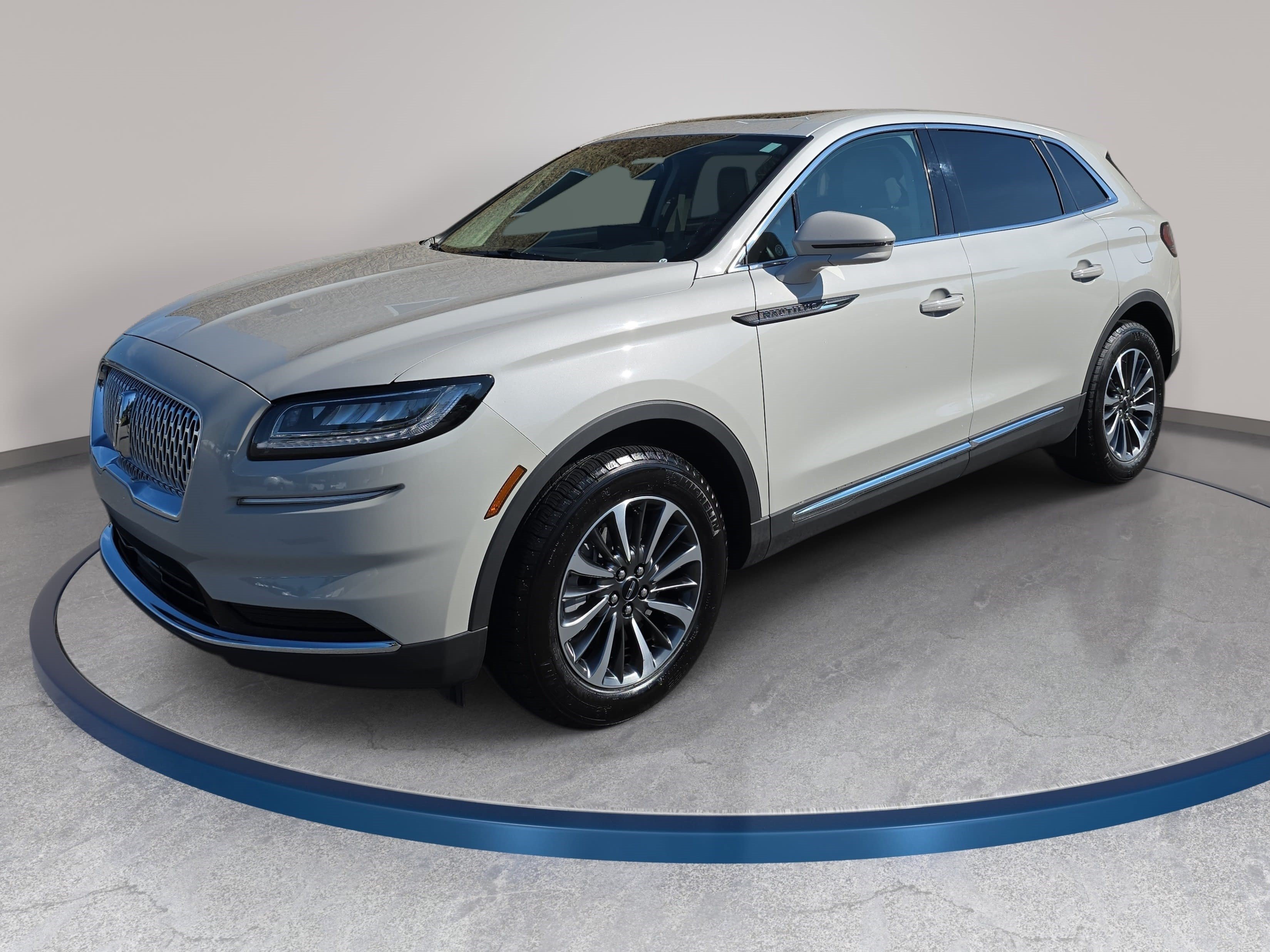 Certified 2023 Lincoln Nautilus Reserve AWD/4WD image 1