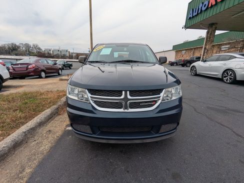 Used 2013 Dodge Journey American Value Package image 2