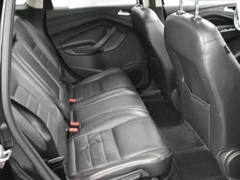 Used 2014 Ford Escape Titanium w/ Equipment Group 401A AWD/4WD image 17
