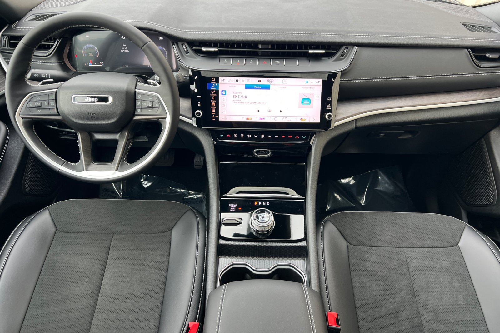 New 2026 Jeep Grand Cherokee Altitude AWD/4WD image 12
