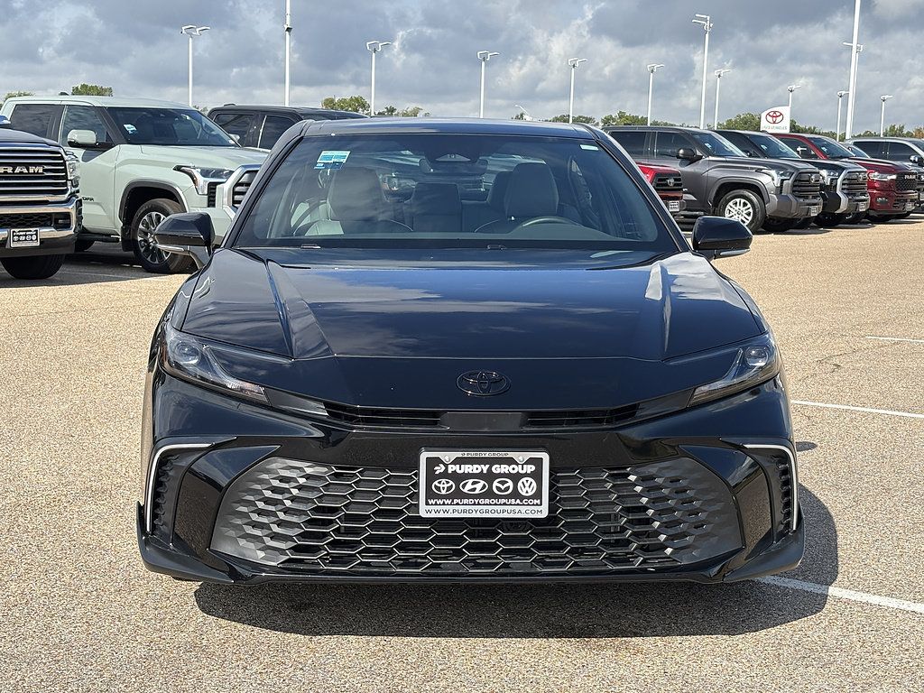 Used 2026 Toyota Camry SE w/ Convenience Package FWD image 2