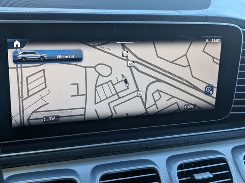 Used 2024 Mercedes-Benz GLS 450 4MATIC image 20