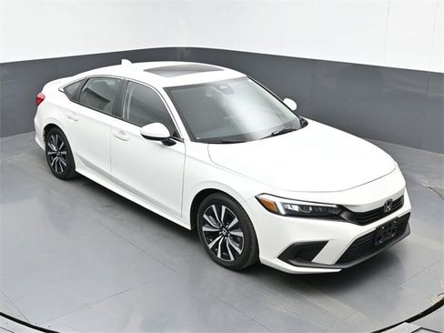 Used 2023 Honda Civic EX image 13