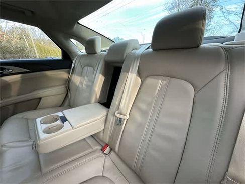 Used 2018 Lincoln MKZ Select w/ Select Plus Package image 18