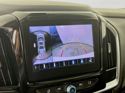 Used 2021 Chevrolet Traverse Premier w/ Redline Edition FWD image 16