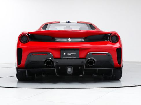 Certified 2020 Ferrari 488 Pista Coupe image 8