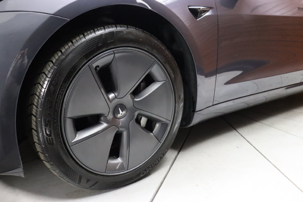 Used 2023 Tesla Model 3 Long Range AWD/4WD image 5