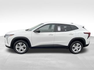 Used 2025 Chevrolet Trax LS FWD video 2