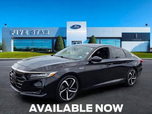 Used 2022 Honda Accord Sport image 3