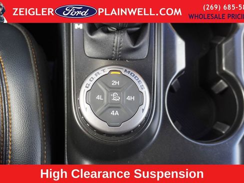 Used 2022 Ford Bronco Badlands image 22