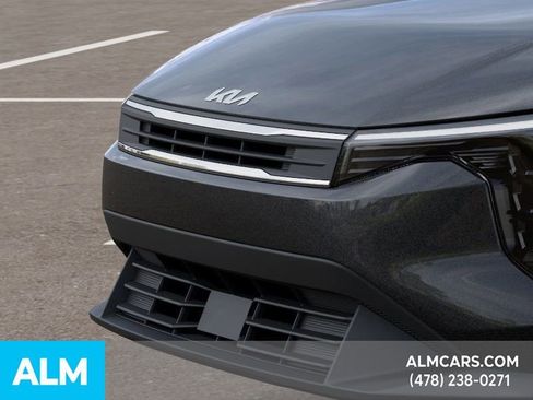 Used 2025 Kia K4 LXS image 14