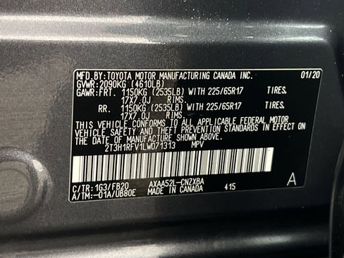 Used 2020 Toyota RAV4 LE w/ Carpet Mat Package image 30