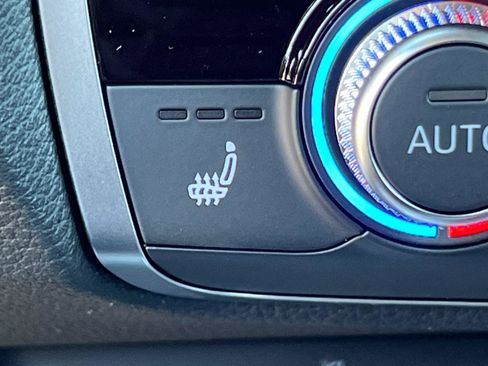 New 2025 Audi Q3 2.0T Premium image 23