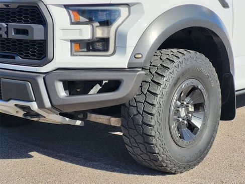 Used 2018 Ford F150 Raptor w/ Equipment Group 802A Luxury image 8