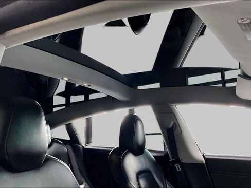 Used 2019 Tesla Model 3 Standard Range Plus RWD image 25