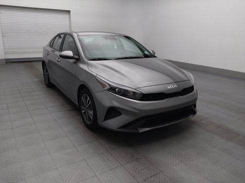 Used 2023 Kia Forte LXS w/ LXS Technology Package FWD image 13