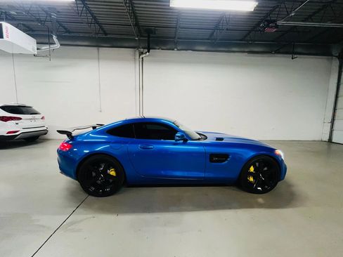 Used 2017 Mercedes-Benz AMG GT S image 8