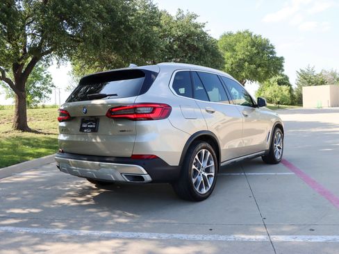 Used 2019 BMW X5 xDrive40i w/ Luxury Seating Package AWD/4WD image 7
