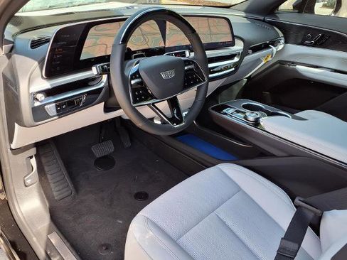 New 2026 Cadillac Lyriq Sport RWD image 12