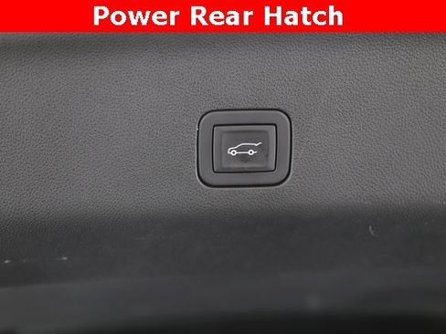 Used 2025 Chevrolet Tahoe Z71 image 29