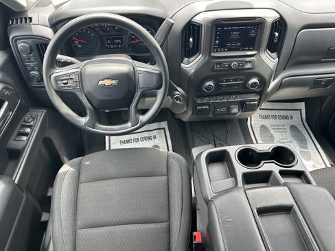 Used 2024 Chevrolet Silverado 1500 Custom w/ Turbomax Blackout Package AWD/4WD image 23