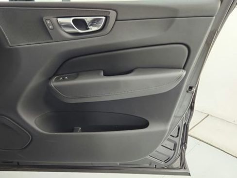 Certified 2025 Volvo XC60 T8 Core w/ Protection Package Premier AWD/4WD image 35