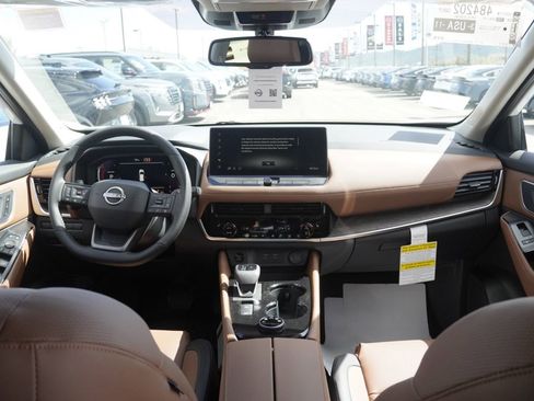New 2026 Nissan Rogue Platinum AWD/4WD image 20