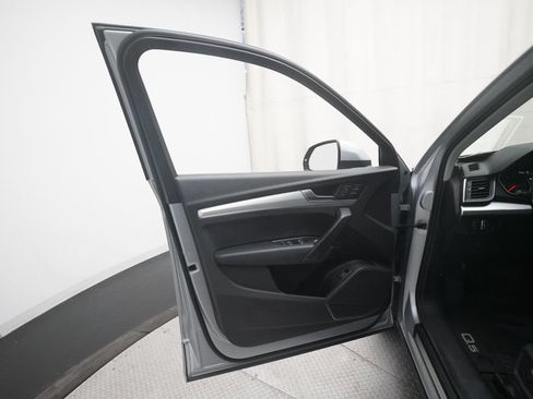 Used 2019 Audi Q5 2.0T Premium Plus AWD/4WD image 29