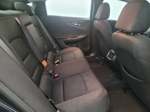 Used 2023 Chevrolet Malibu LT FWD image 19
