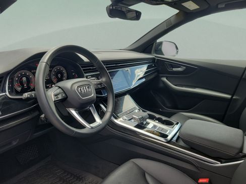 Used 2025 Audi Q8 Premium Plus w/ Premium Plus Package AWD/4WD image 16