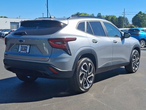 New 2026 Chevrolet Trax RS FWD image 12