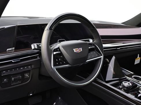 New 2026 Cadillac Escalade ESV Luxury w/ Touring Package image 11